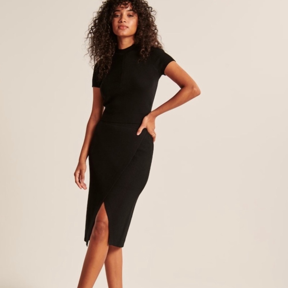 Abercrombie Ribbed Sweater Midi Skirt